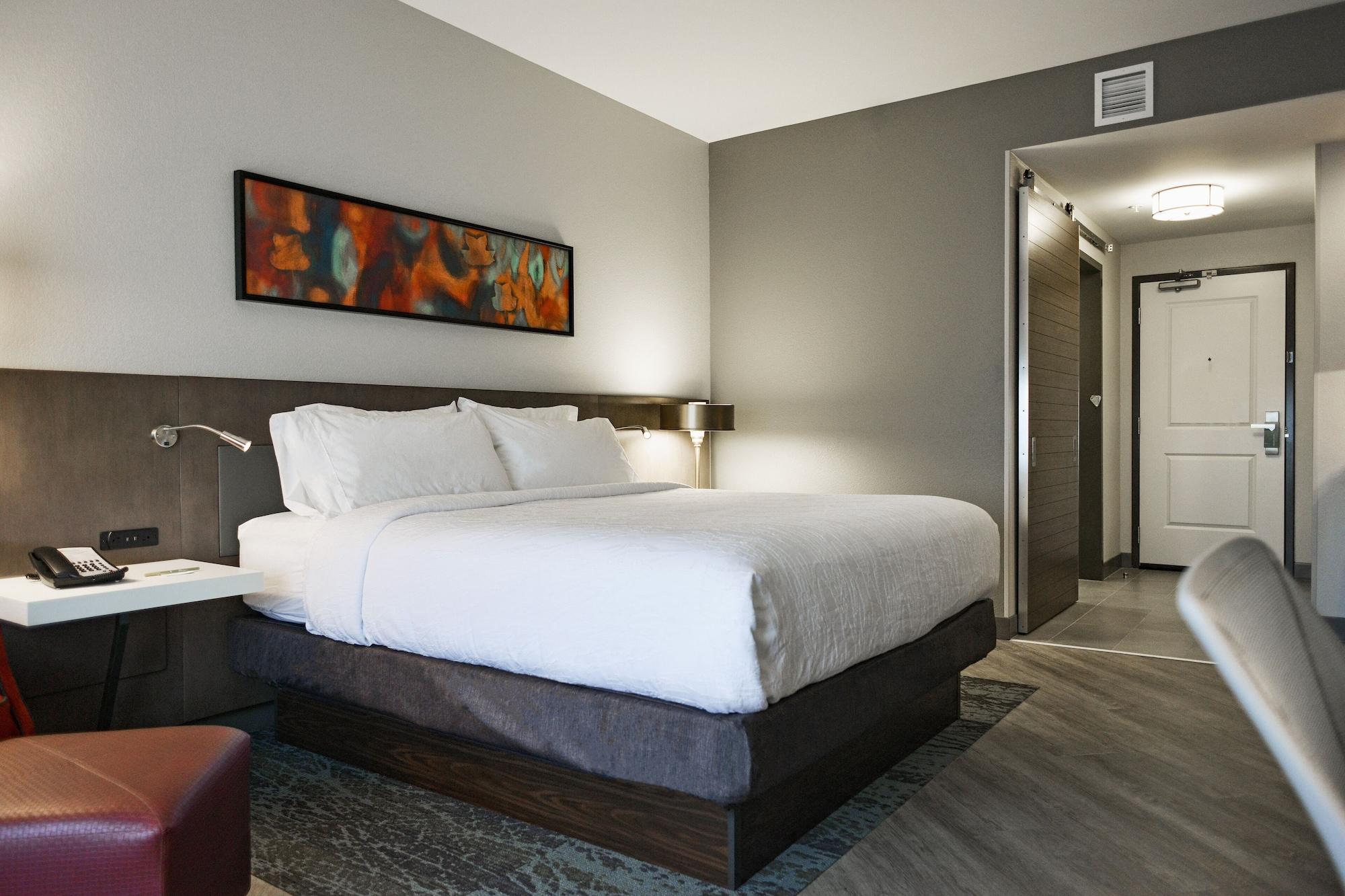 Hilton Garden Inn Louisville Mall Of St. Matthews Экстерьер фото
