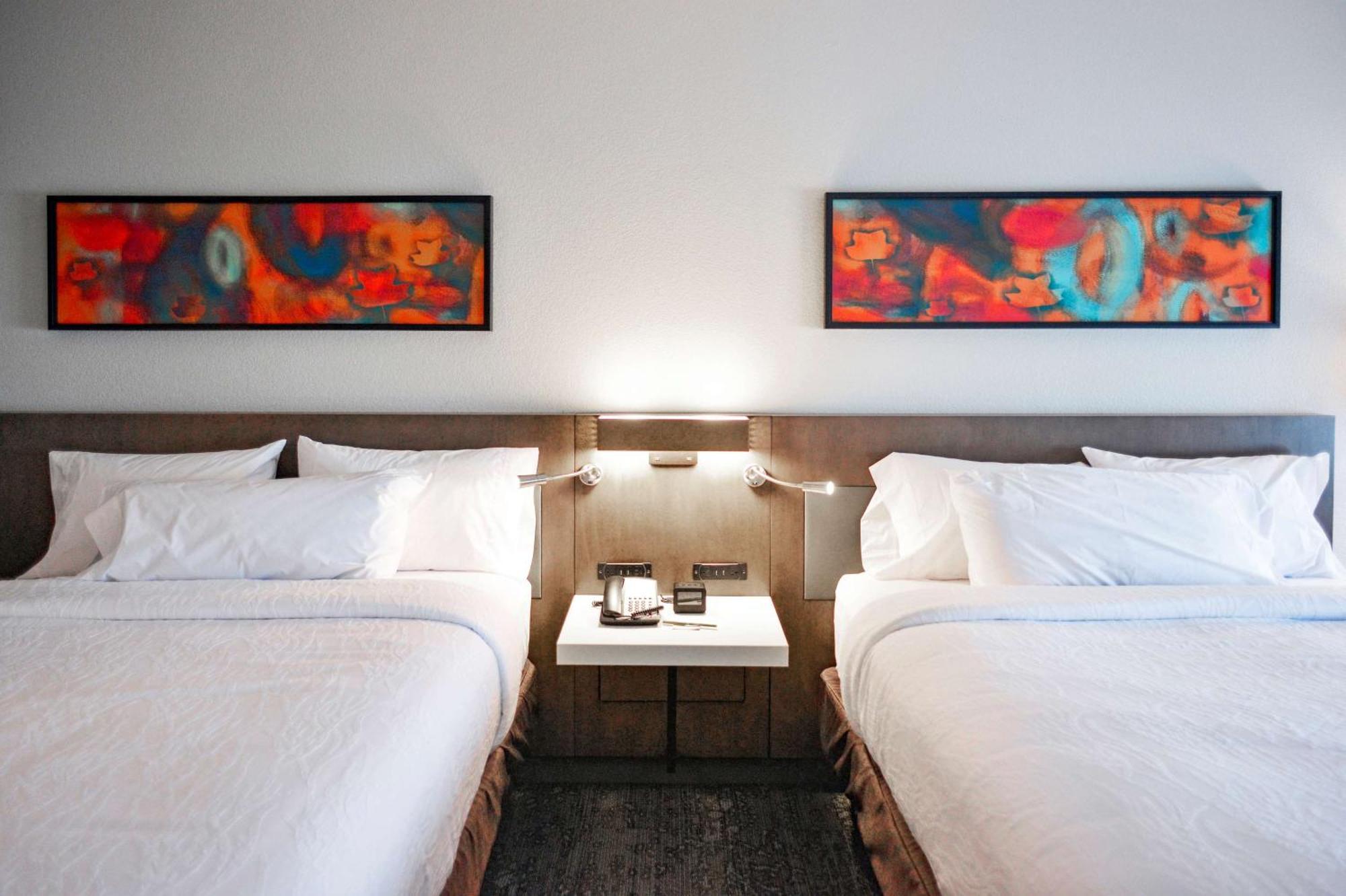 Hilton Garden Inn Louisville Mall Of St. Matthews Экстерьер фото